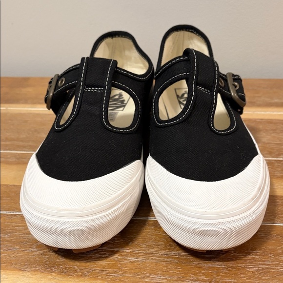 Vans Mary Jane Black and White Buckle Sneaker Flats with Gum Sole - Picture 5 of 7